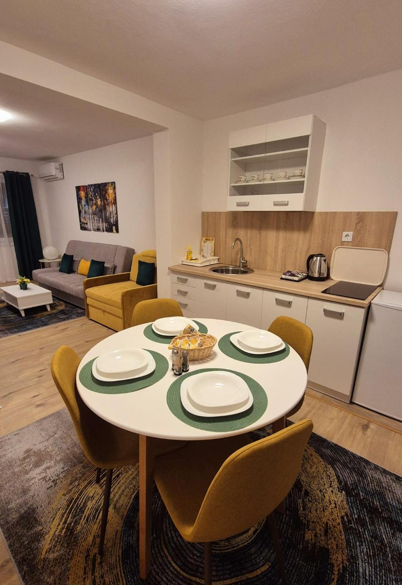 Mahala Apartments Високо Экстерьер фото